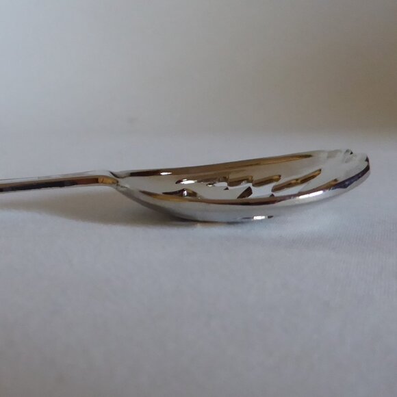 NEW HAUNTED HALLOWS LIVELY GHOSTS HALLOWEEN PUMPKIN SILVER TEA SPOON SET OF 4 - Picture 8 of 11